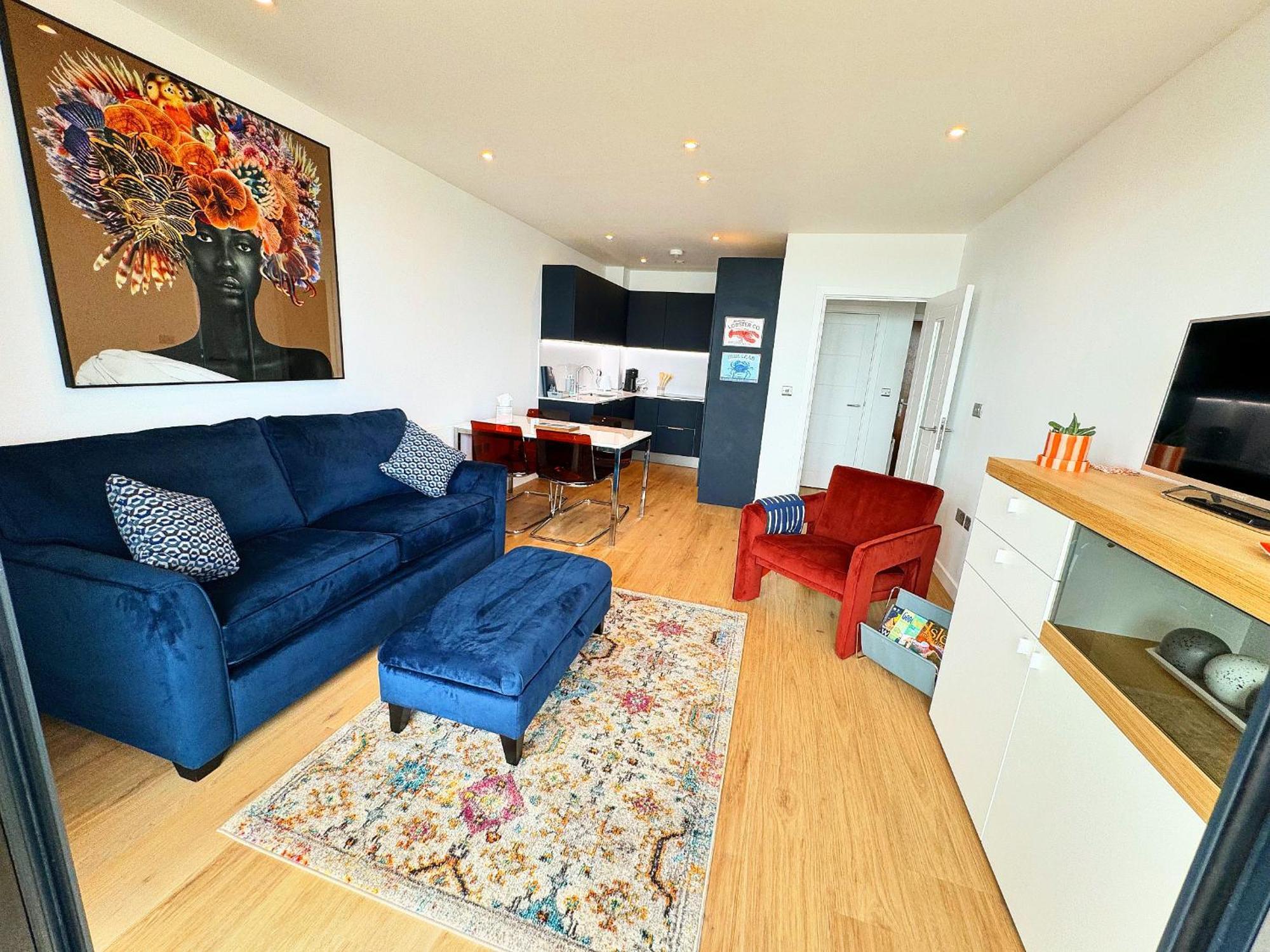 Stunning Beach Front Apartment With Sea Views, Free Parking & Balcony Ramsgate Luaran gambar